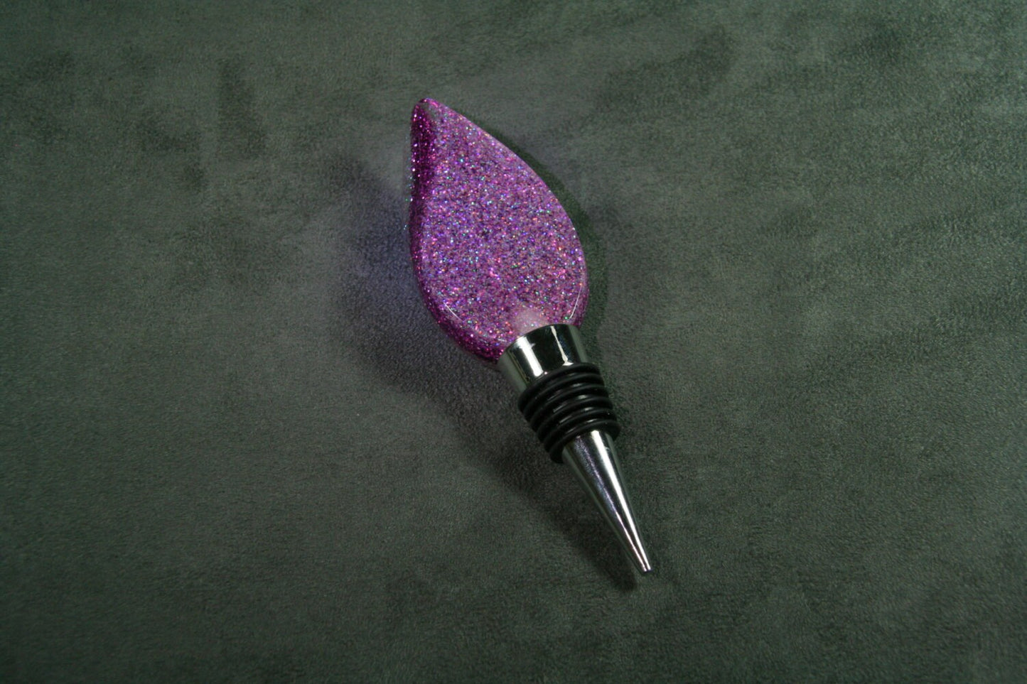 WINE BOTTLE STOPPER Pink Flame - Handmade in holographic pink/purple acrylic